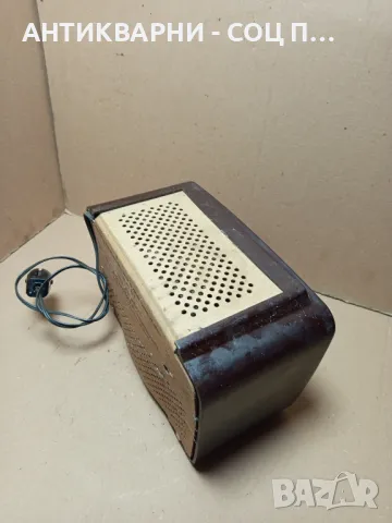 Соц Старо Бакелитено Радио Комсомолец., снимка 7 - Антикварни и старинни предмети - 49406820