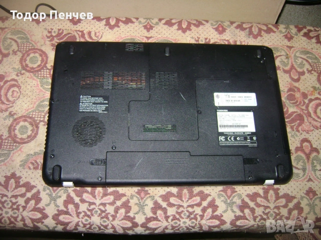 Tioshiba Satellite C660 - Core i3, 4 GB RAM, 640 GB HDD, зарядно, снимка 3 - Лаптопи за дома - 53126183