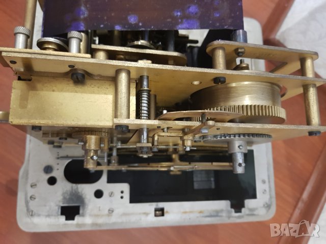 Стара машина за  присъствие на работа във фабрика с часовник Benzing, снимка 6 - Антикварни и старинни предмети - 37091040