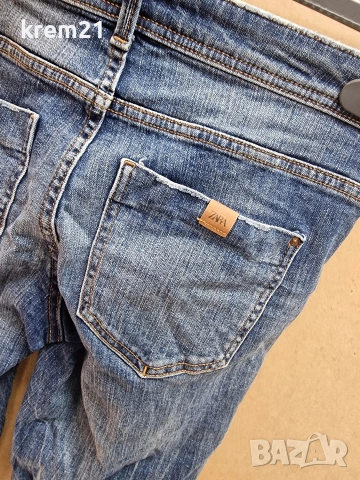 Zara дамско дънки номер 26, снимка 4 - Дънки - 53508111