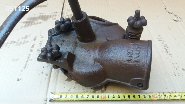 отлична машинка за мелене на царевица , снимка 5 - Антикварни и старинни предмети - 43481481