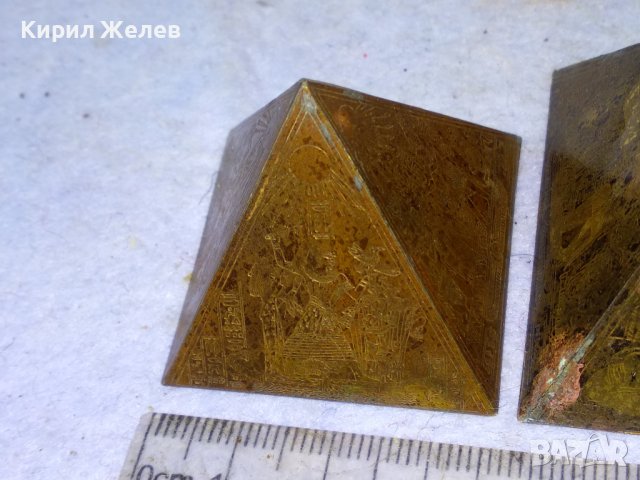 Две СТАРИ МЕДНИ ЕГИПЕТСКИ ПИРАМИДИ МАЙСТОРСКИ ОРНАМЕНТИРАНИ с МИТОЛОГИЧНИ СЦЕНИ СУВЕНИР ЕГИПЕТ 41309, снимка 4 - Колекции - 43952272