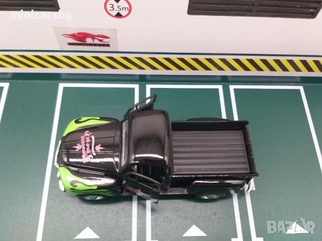 Метални колички: 1948 Ford F-1 Pickup Truck (Форд пикап), снимка 6 - Колекции - 38177843