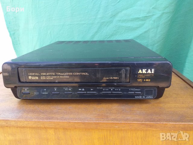 Видео Akai VS-R9EV, снимка 2 - Плейъри, домашно кино, прожектори - 28642085