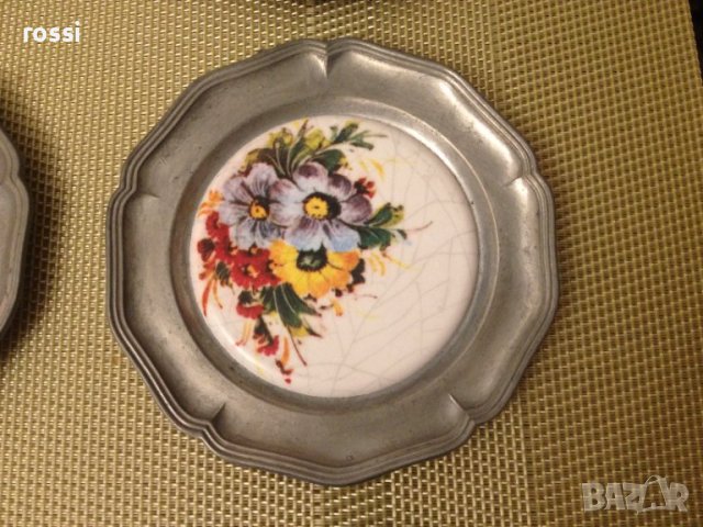 Нови. Старинни немски чинии за стена от калай и рисуван порцелан, чиния/1, снимка 4 - Декорация за дома - 43147788