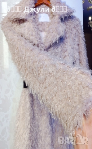 Пухкаво палто с естествен косъм от лама, снимка 12 - Палта, манта - 52053837