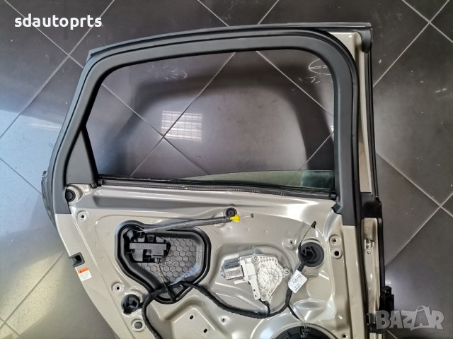 Врата Задна Лява Audi A6 C7 Facelift Ауди - Перфектна, снимка 6 - Части - 43008233