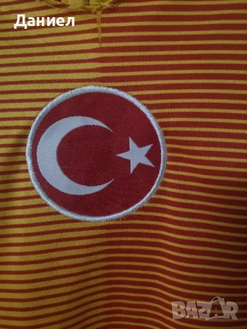 Фен тениска на Галатасарай , снимка 5 - Футбол - 49970945