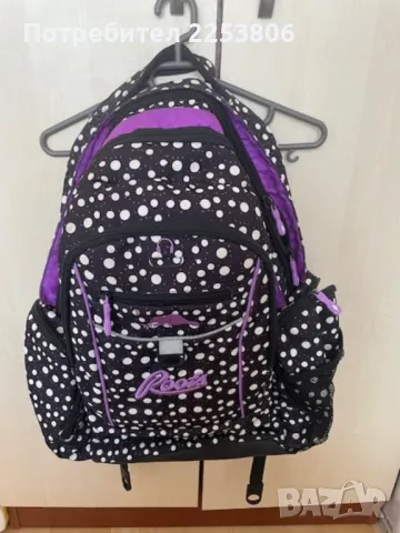 Продавам раничка на ROOTS, снимка 1