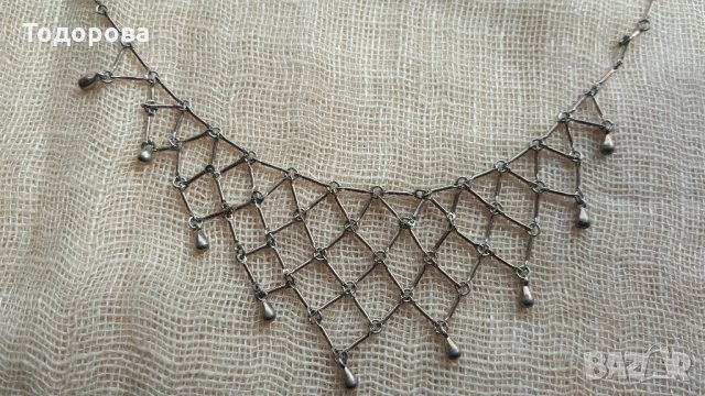 Изящно колие, снимка 2 - Други ценни предмети - 28374664