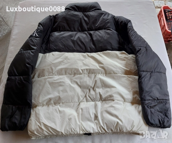 Използвано в отлично състояние зимно пухено яке Calvin Klein L, снимка 2 - Якета - 52868514