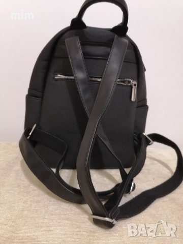 Черна кожена раница 