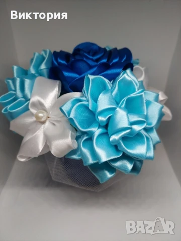 Вечни сатенени цветя в грънци, снимка 2 - Декорация за дома - 51189027