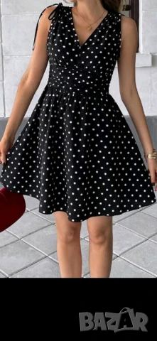 рокля нова размер М , снимка 4 - Рокли - 50772612