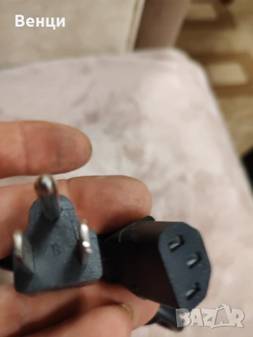 Захранващ кабел за компютър, снимка 3 - Кабели и адаптери - 53527792