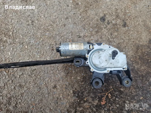 Задна чистачка с моторче за Audi A3 8L , снимка 3 - Части - 48730299