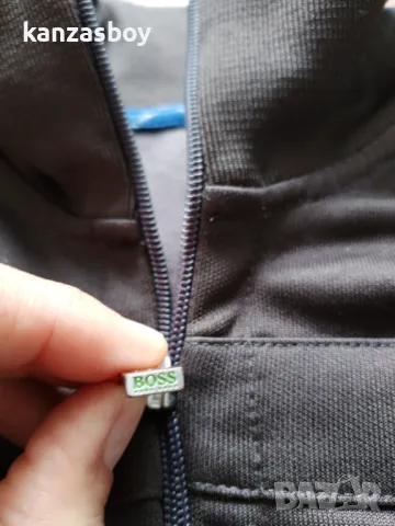 hugo boss green - страхотно мъжко горнище ХЛ, снимка 3 - Спортни дрехи, екипи - 49520588