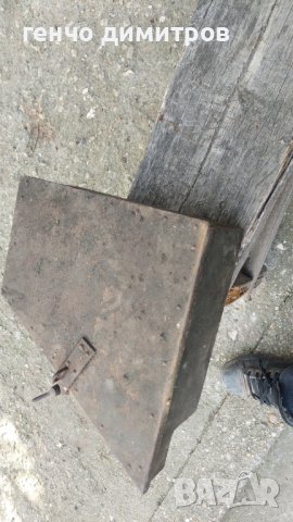 стара метална кутия за инструменти, снимка 6 - Антикварни и старинни предмети - 43154135