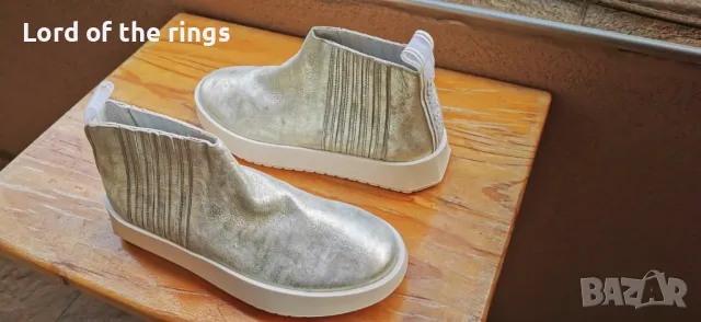 Оригинални маркови дамски маратонки/ сникърси VOILE BLANCHE - 37 номер, снимка 3 - Маратонки - 49868012