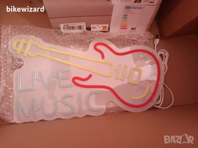 Неонова светлинна табела за музика на живо - Цветна димируема НОВА С ТРАНСПОРТЕН ДЕФЕКТ, снимка 3 - Други - 50139263