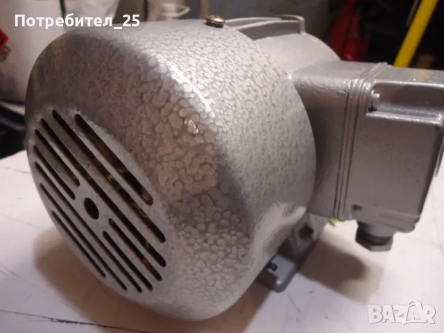 Трифазен ел.мотор 0.25KW - 1400 об/мин., снимка 6 - Електродвигатели - 48447743