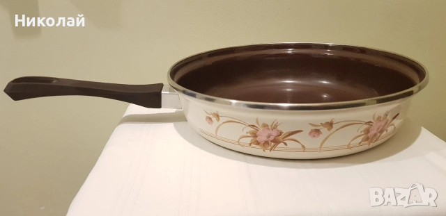 Емайлиран тиган, снимка 3 - Съдове за готвене - 53251287