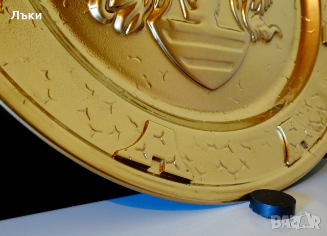 Чиния за стена,пано с рицар,изправен кон,орнаменти., снимка 5 - Антикварни и старинни предмети - 32388523