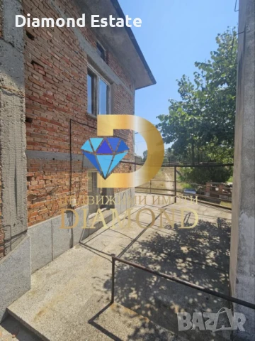 Триетажна къща в Димитровград кв. Черноконево, снимка 2 - Къщи - 46927381