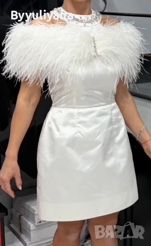 Официална къса бяла рокля с пера и камъни, снимка 3 - Рокли - 51086324