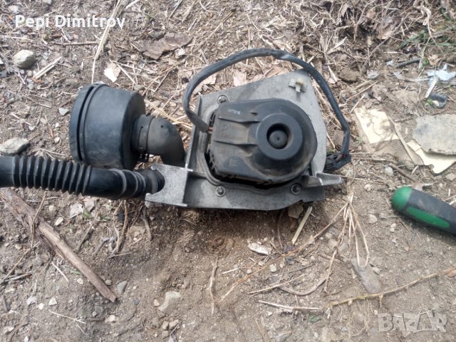 Помпа рециркулация Opel Corsa B 1.4 16V Opel Tigra A 1.4 16V , снимка 2 - Части - 40350982