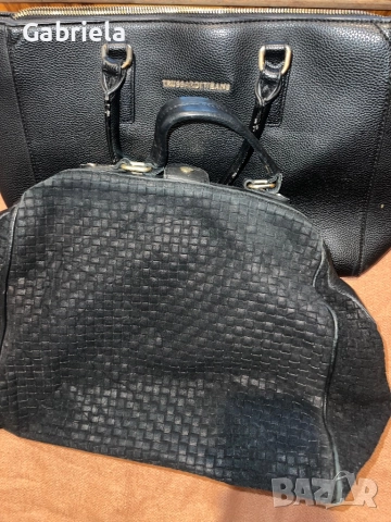 Две черни, дамски чанти 