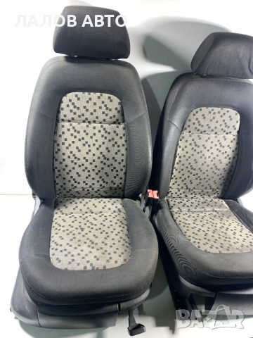 Предни седалки Шкода Фабия 1 Predni sedalki Skoda Fabia I (99-07)г. , снимка 2 - Части - 51958342