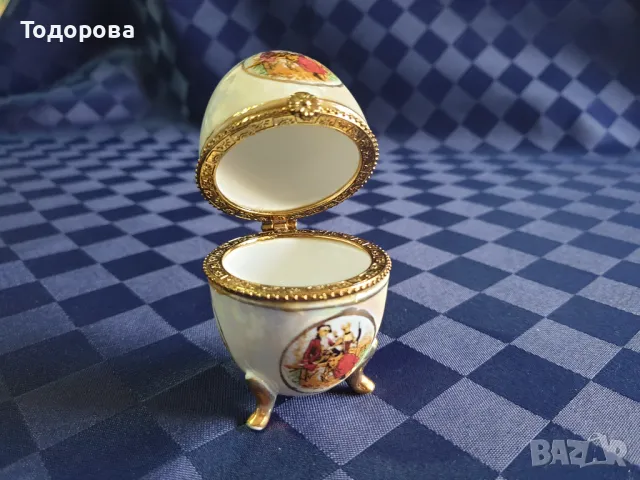 Порцеланово седефено яйце  -кутийка за бижута, снимка 4 - Антикварни и старинни предмети - 47473526