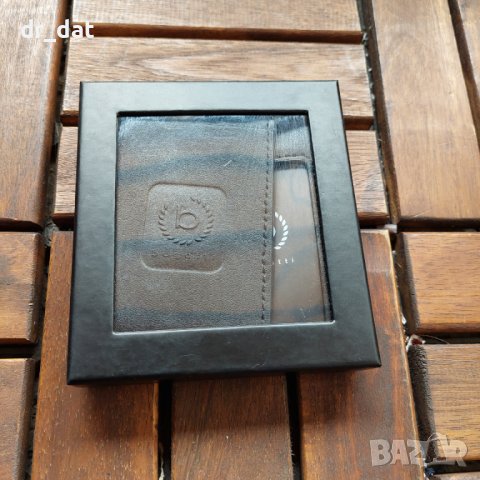 Два кожени етикета за багаж Bugatti