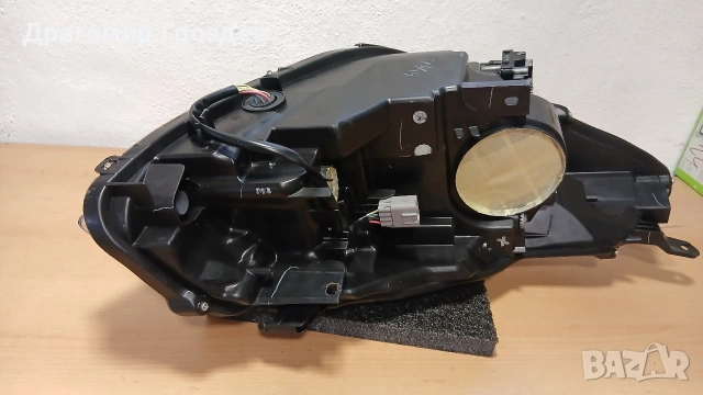 Ляв фар за Toyota Yaris III Hybrid / Тойота Ярис Хибрид (2012-2015), снимка 17 - Части - 53395005