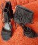 Черни велурени обувки с ресни, снимка 1 - Дамски елегантни обувки - 27663278