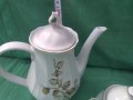 Български порцелан две кани и захарница, снимка 7