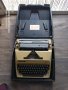 Немска пишеща машина в куфар, снимка 1 - Антикварни и старинни предмети - 38270871