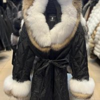 Дамско луксозно палто с лисица код 026, снимка 1 - Палта, манта - 39388336