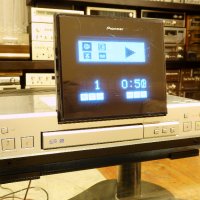PIONEER  аудио система с подвижен  LCD дисплей, снимка 2 - Ресийвъри, усилватели, смесителни пултове - 27685446