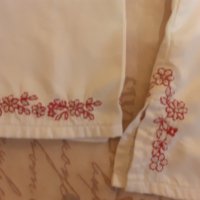 Сатенена бяла блузка с бродерия, снимка 3 - Детски Блузи и туники - 33374822