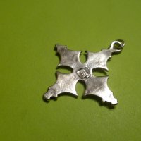 Уникален старинен сребърен кръст, снимка 3 - Колиета, медальони, синджири - 40397145