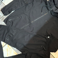Екип VENUM с черно лого размер M и XL, снимка 5 - Спортни дрехи, екипи - 43969856