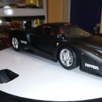 Метална количка 1:18 Ferrari Enzo Test Monza Hot wheels, снимка 10 - Колекции - 27278586