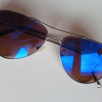 Очила GUESS (тип авиатор), снимка 1 - Слънчеви и диоптрични очила - 43971540