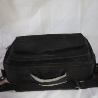 професионална чанта за лаптоп HP, снимка 6 - Лаптоп аксесоари - 43701478