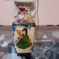 Сатцума Satsuma стара малка ваза порцелан миниатюрна, снимка 1 - Антикварни и старинни предмети - 43170888