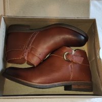 Здрави и удобни дамски боти от естествена кожа Clarks №42, снимка 11 - Дамски боти - 44049001