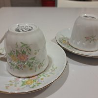 Две китайски порцеланови чашки с чинийки, снимка 2 - Сервизи - 43840657