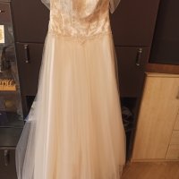 Продавам сватбена рокля - цвят екрю, снимка 2 - Рокли - 36842908